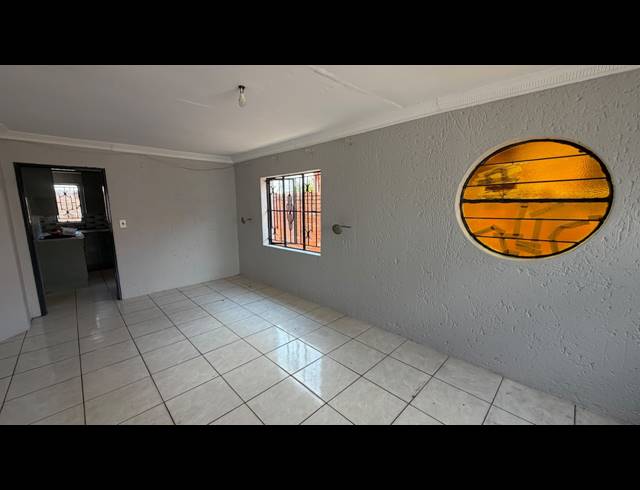 3 BEDROOM HOUSE FOR SALE IN SOSHANGUVE WW